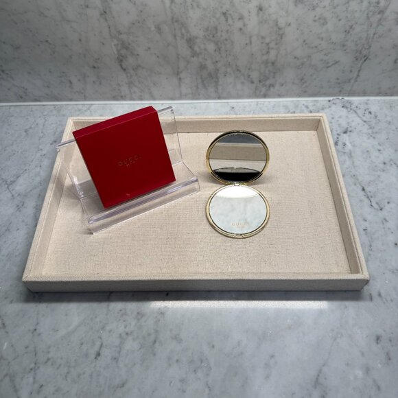 Gucci Beauty Mirror - Picture 3 of 3